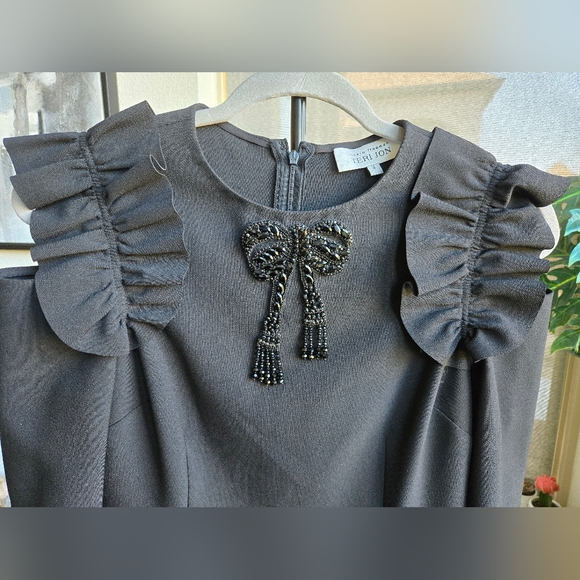 Teri Jon Ruffle Shoulder Sequin Bow Accent Black Dress Size 4 - Picture 4 of 8